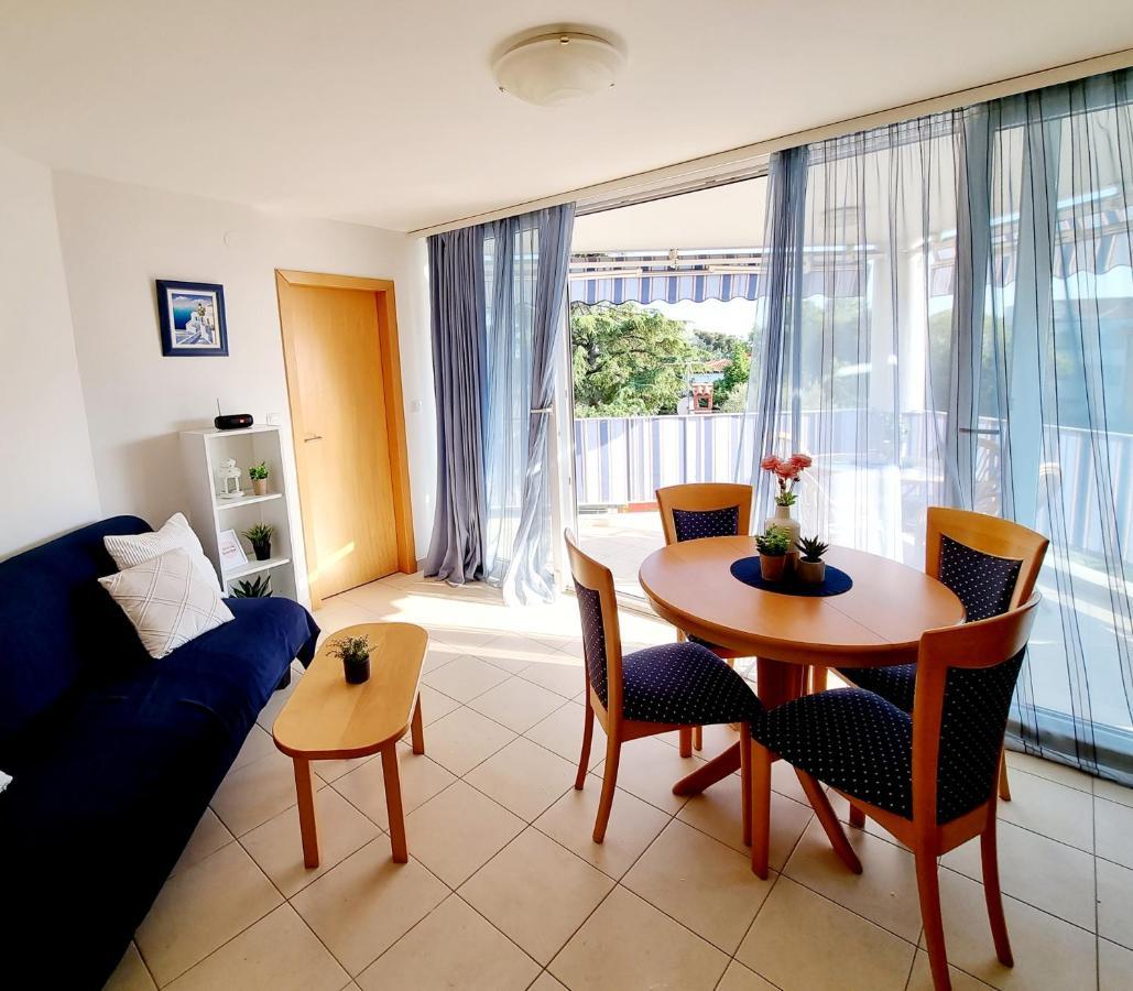 Sea View App Mirta Apartment Umag Exterior foto