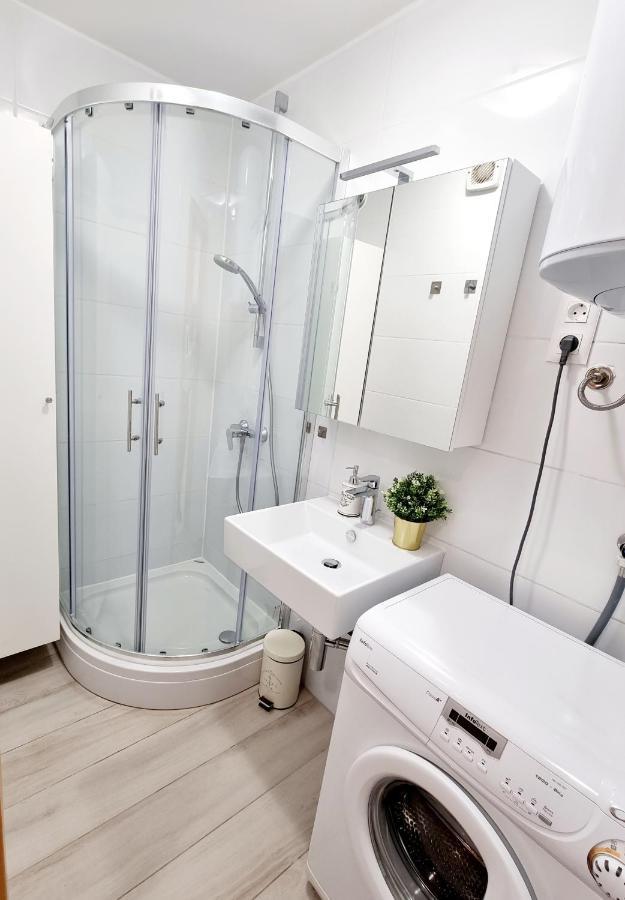 Sea View App Mirta Apartment Umag Exterior foto
